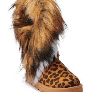 " NOT YOUR NORMAL " LEOPARD FLAT BOOTIE( BRAND NEW !!!!!!!!!